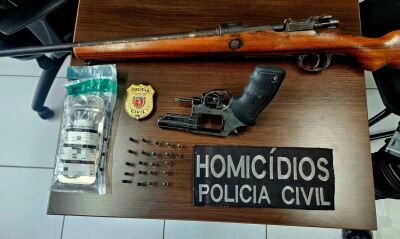Imagem da notícia Policiais são presos suspeitos de roubo de R$ 15 milhões em joias